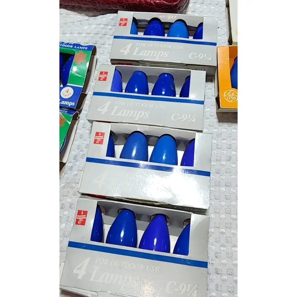 FOREMOST INDUSTRIES SET OF 4 C 9.25 BLUE CHRISTMAS BULB REPLACEMENT 4 BOXES